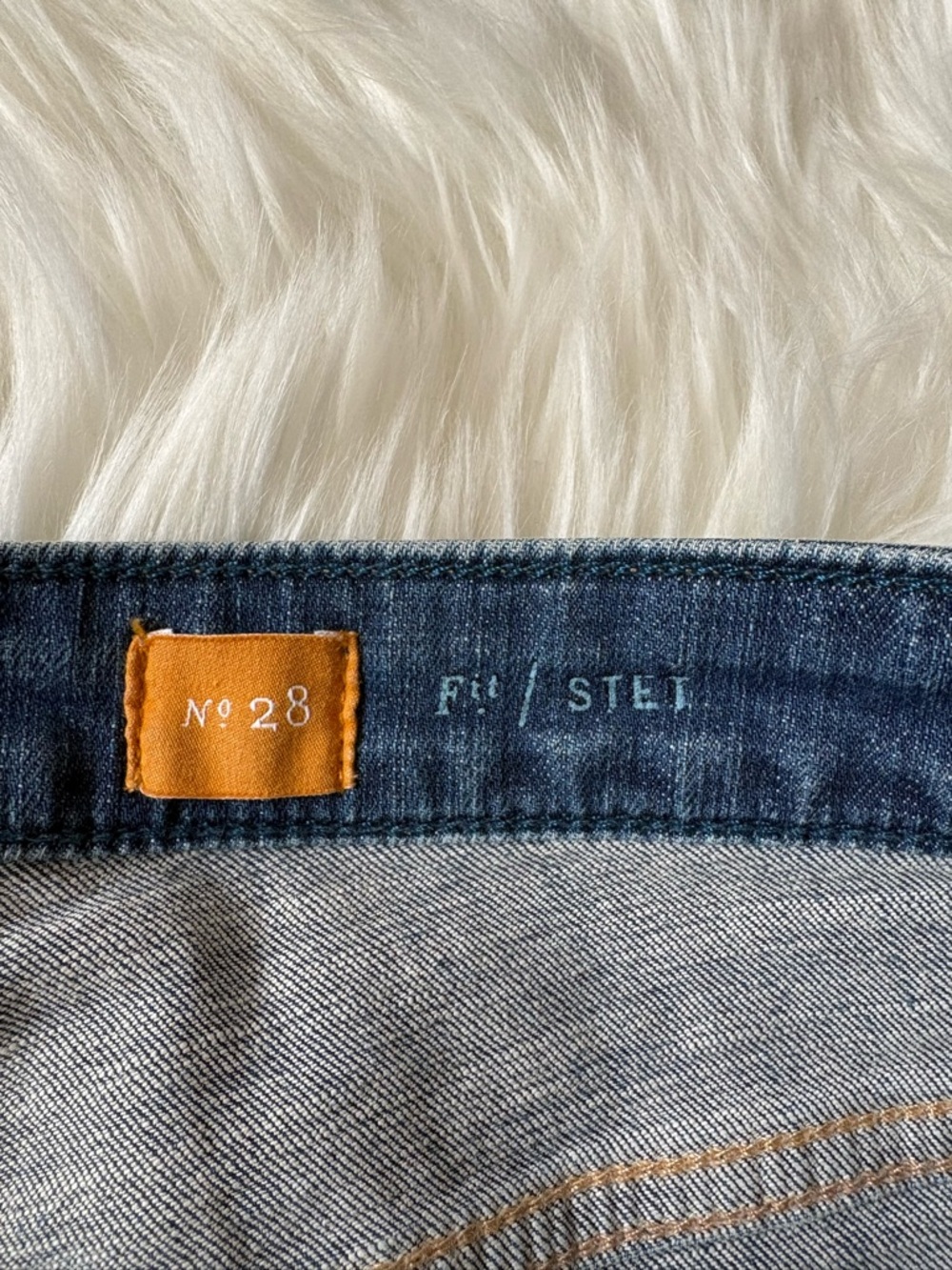 Anthropologie Pilcro Mid-Rise Slim Boyfriend Denim Shorts - Picture 8 of 11